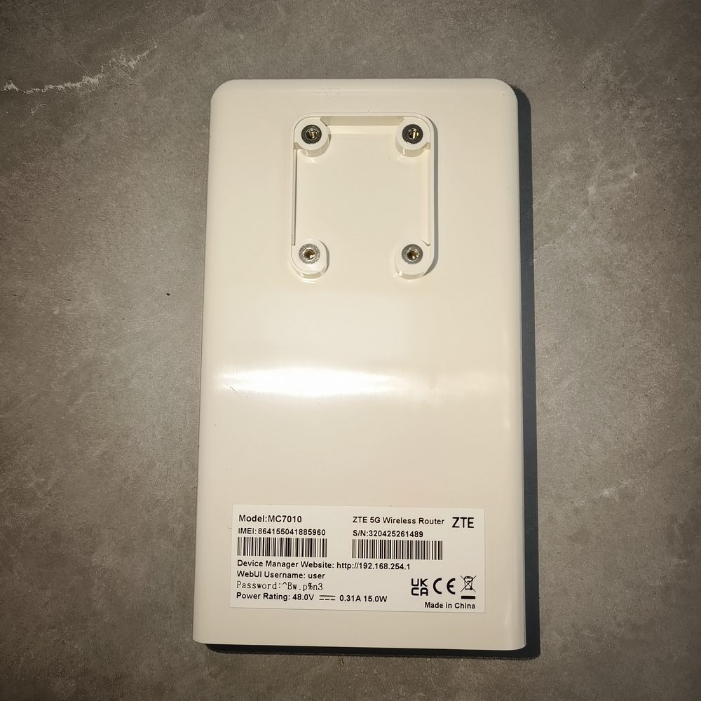 Router 5G Outdoor ZTE MC7010 S - 4G Lte Router Sim recensione e prezzo