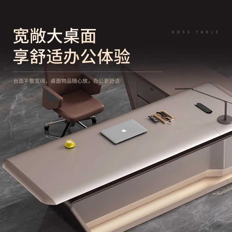 Set Scrivania e Sedia Direzion - Office Tech Chair recensione e prezzo